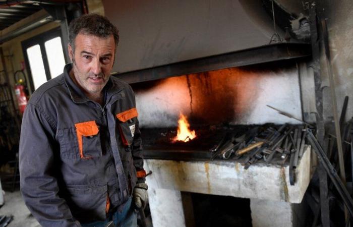 Christophe Chalençon, former emblematic and controversial figure of the Yellow Vests, died at 58