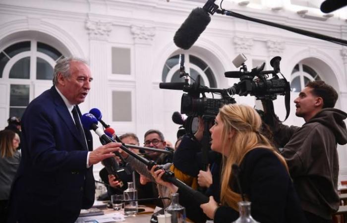 François Bayrou asserts his independence before announcing his government