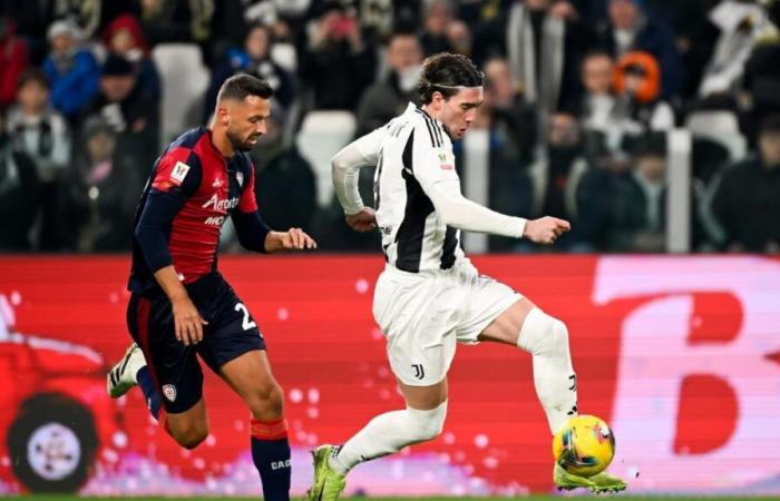 Juventus-Cagliari 4-0: Vlahovic unlocks it, Koopmeiners doubles it, Conceicao and Nico Gonzalez close it out. Bianconeri in the quarterfinals of the Italian Cup