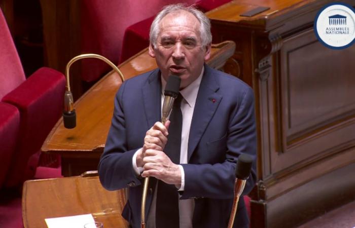 François Bayrou gets his feet caught in the carpet of “national territory” relaunches the controversy