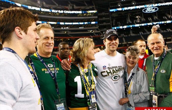 Aaron Rodgers talks family drama and parenting in new Netflix documentary