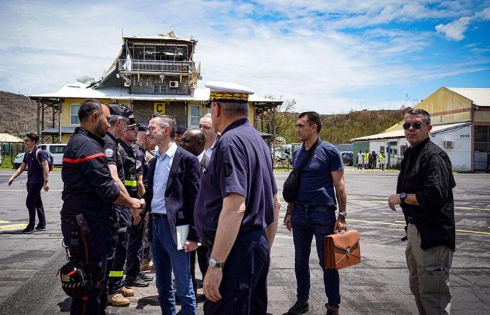 The State undertakes to “pull out all the stops” to heal the wounds and rebuild Mayotte