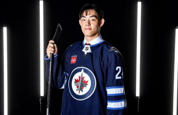 He makes NHL history, signs entry-level contract with Jets