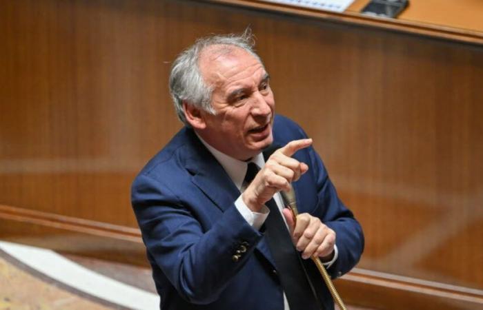 Policy. Pau, Mayotte, government… François Bayrou took his first steps in the Assembly