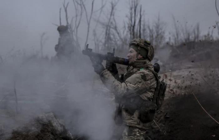 air defense forces sent to the front to counter the Russian advance in Donetsk