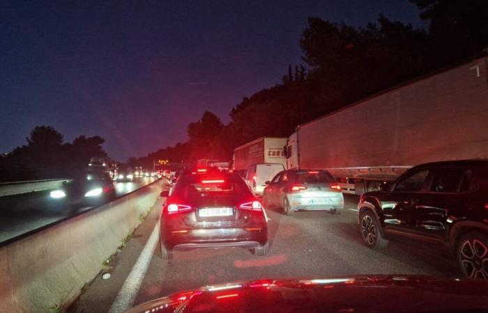 Nice. Monster traffic jams over 10 km, 1h45 wait: accident paralyzes the A8