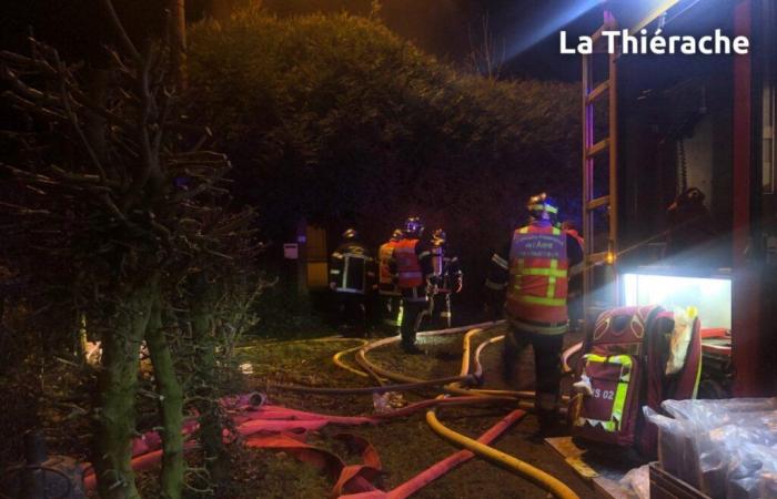 Puisieux-et-Clanlieu: fire in a house, 1 deceased man is found there.