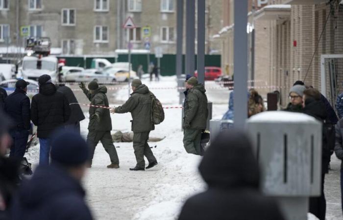 A senior Russian army official and his deputy killed in an explosion in Moscow claimed by kyiv – rts.ch