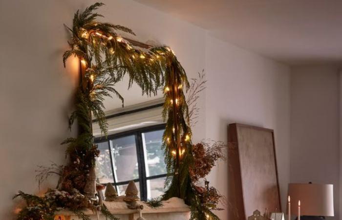 16 festive fireplace decorations to amaze your guests this Christmas