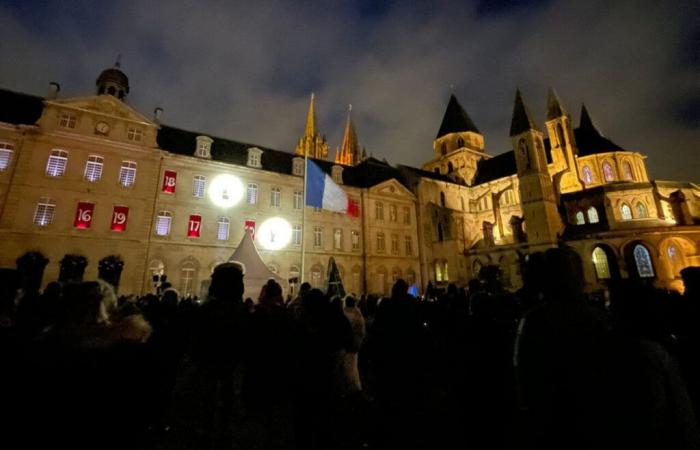 An Advent calendar surprise prompts the mayor of Caen to apologize