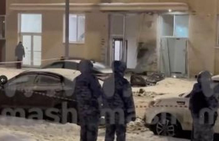 Bomb kills nuclear defense commander in Moscow