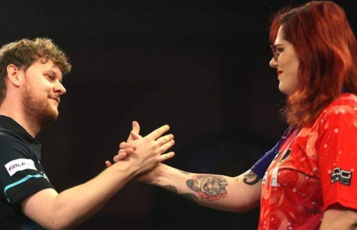 World Darts Championship: Noa-Lynn van Leuven beaten by Kevin Doets in historic Alexandra Palace debut | Darts News