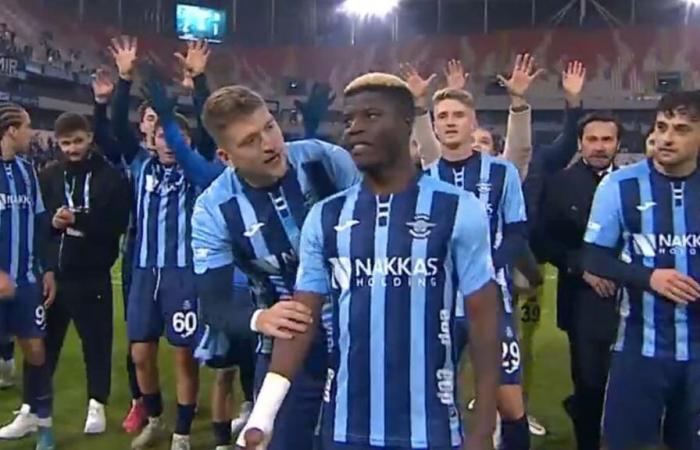 Adana Demirspor player learns of his brother's death at halftime and finishes the match