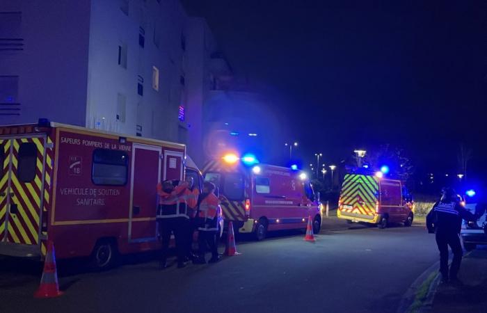 A fire spreads in an underground car park in the Trois-Cités district of Poitiers, firefighters currently responding