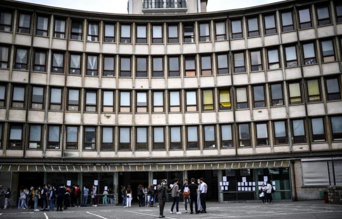 In Paris, a teenager killed in front of the Rodin high school during a brawl between rival gangs