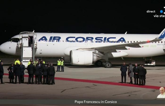 For Air Corsica, it is an “immense pride” to have brought the sovereign pontiff back to Rome