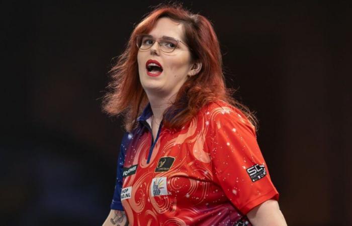 trans darts player out of World Championship