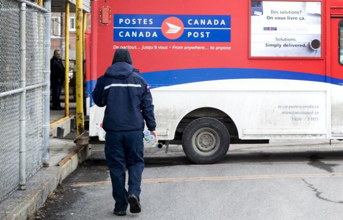 Canada Post gradually resumes its activities, after a month of strike