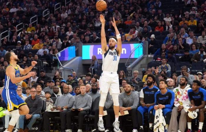 Mavs, Warriors combine for record 48 3s with Klay Thompson back in Bay