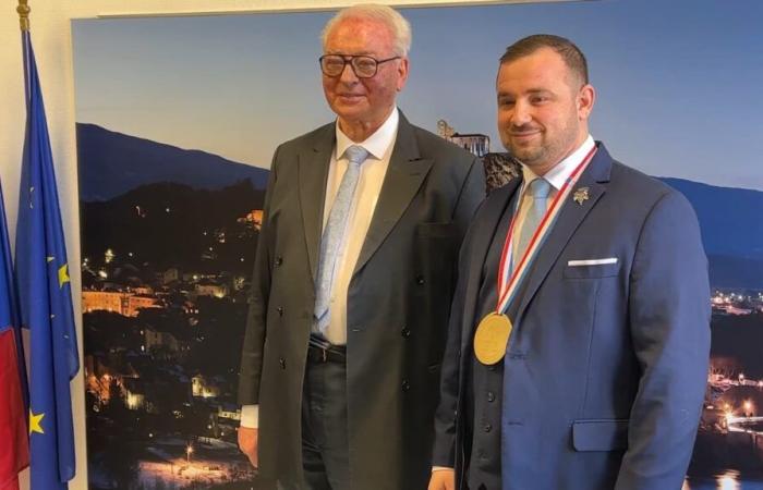 Bastien Debono, a Sisteron resident elected best sommelier in France 2024