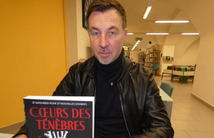 A Velauxian creates the book “Hearts of Darkness” for the benefit of the Autistes sans frontières association