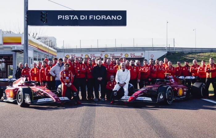 Ferrari bids farewell to Sainz with family