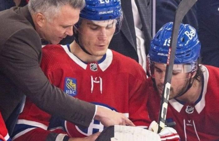 Martin St. Louis made a classy gesture yesterday behind the bench against the Sabers