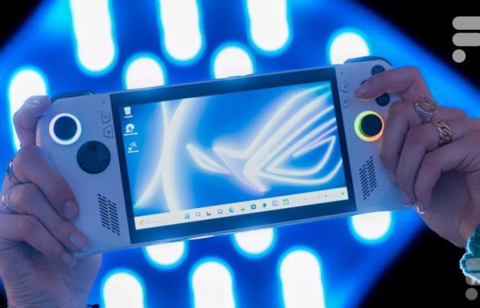 the powerful portable console is back at -40% for Christmas