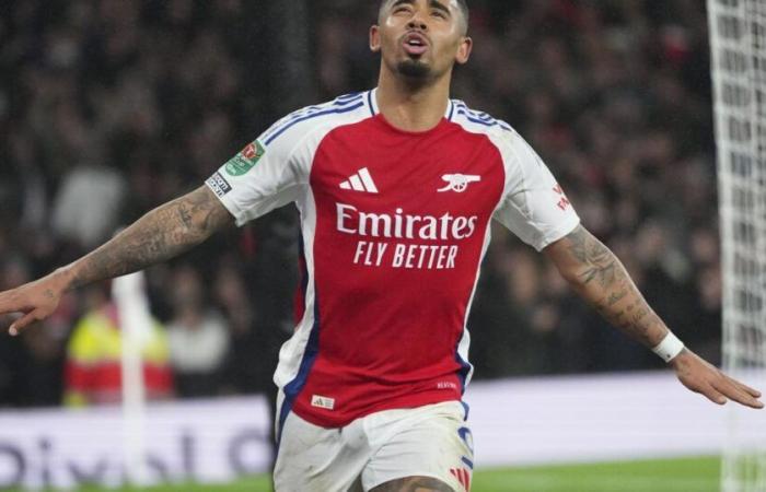 Gabriel Jesus scores a hat trick as Arsenal reaches English League Cup semifinals |