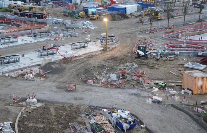 The Toy Story Playland gardens are slowly taking shape at Walt Disney Studios Park