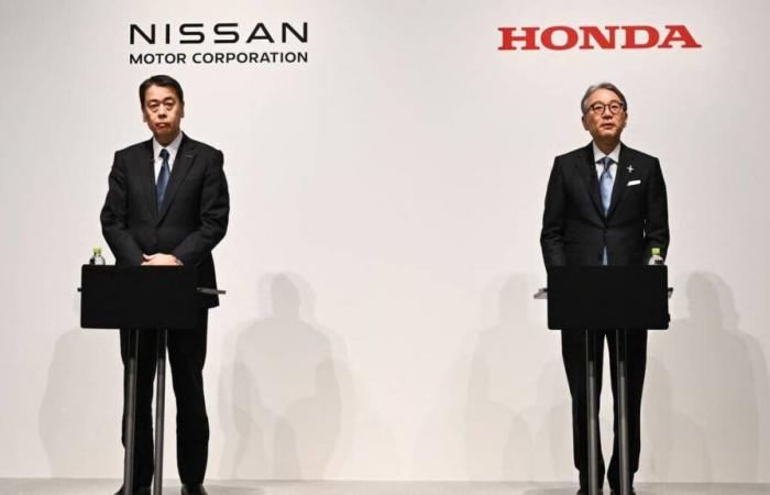 Honda is considering a merger with its struggling rival Nissan, electric in the sights