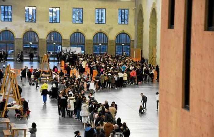 “Come on, let’s take the photo!” »: In Brest, Soprano moves the crowds to the Capuchins [Vidéo et photos]