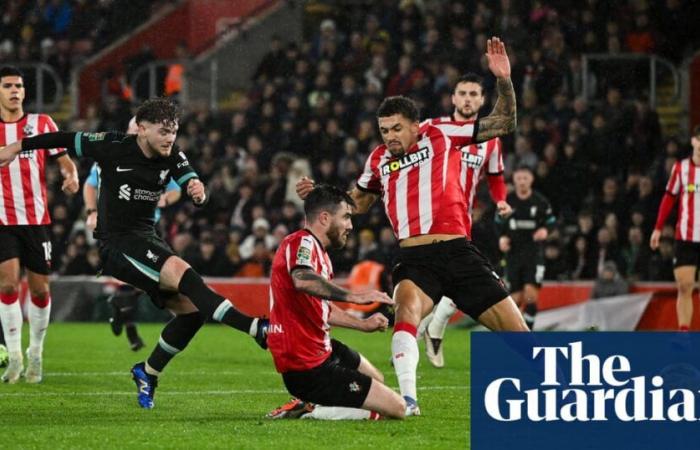 Liverpool hold off Southampton fightback after Núñez and Elliott strikes | Carabao Cup