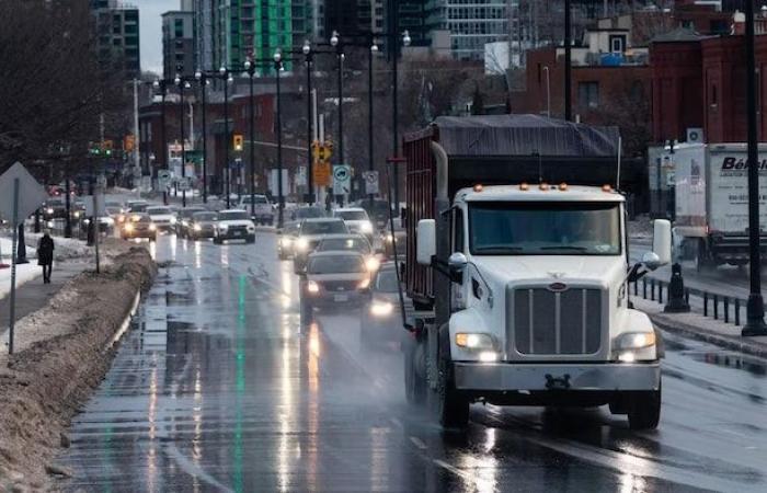 Bridge project between Gatineau and Ottawa: two banks, two visions