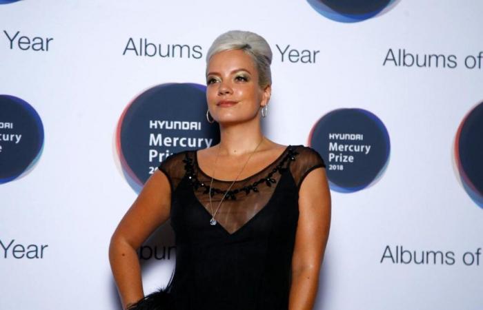 Singer Lily Allen reveals she suffers from eating disorders