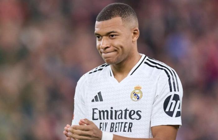 Mbappé scores after a devastating dribble! (video)