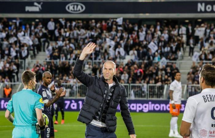 Zidane at the Domec stadium in Carcassonne for the 80th anniversary of the Aude football district?