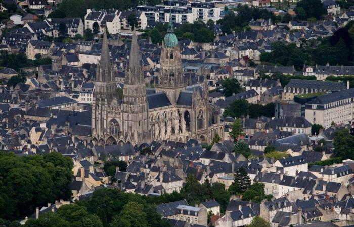 In Normandy, a woman files a complaint against Catholic education for discrimination because of her sexual orientation