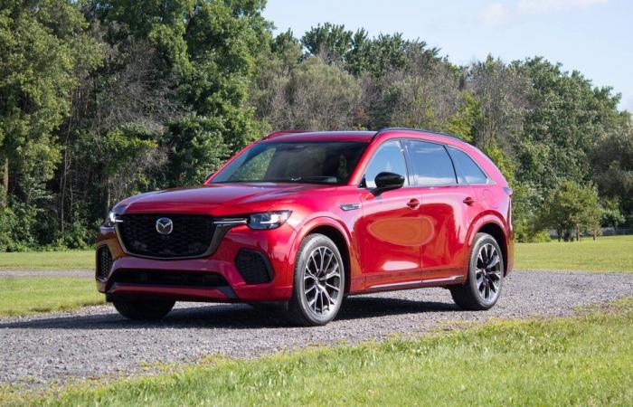 IIHS awards more safety awards, Mazda takes top spot