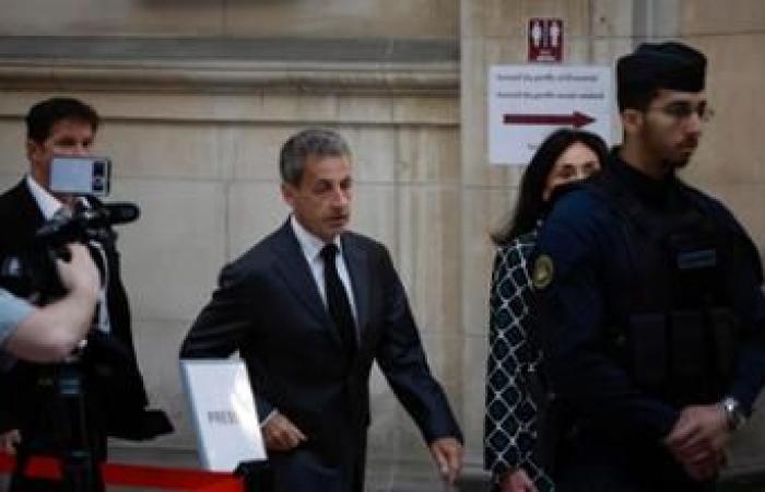 Sarkozy sentenced to 3 years, 1 with an electronic bracelet