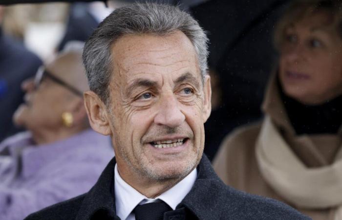 France, Sarkozy sentenced to 3 years: one with an electronic bracelet