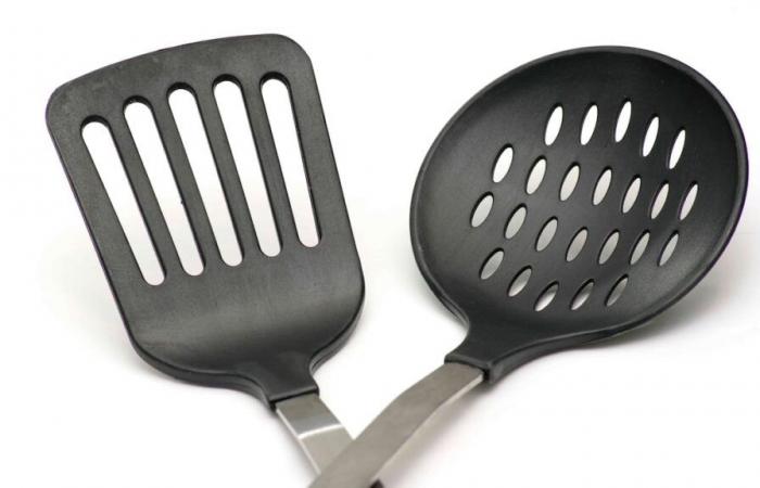 Are your black plastic kitchen utensils poisoning you?