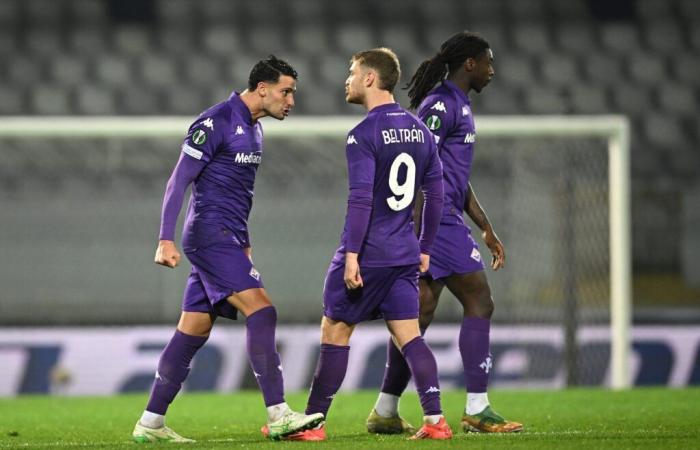 Fiorentina in the round of 16 of the Conference League, drew with Vitoria Guimaraes and finished third in the standings