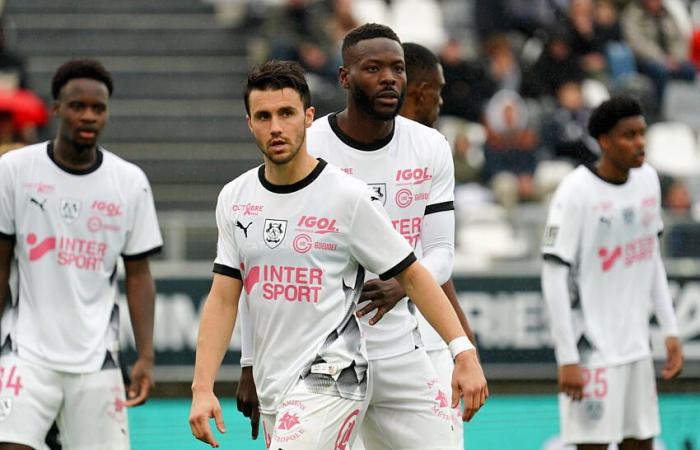 Amiens SC: Omar Daf announces three packages