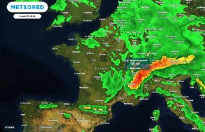 an active cold front crosses France this Thursday. Which regions are affected by heavy rains?