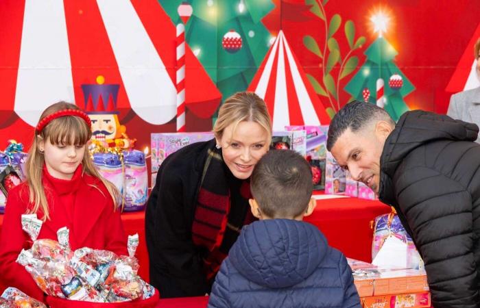 Jacques and Gabriella of Monaco in Christmas colors to distribute gifts to the children of the Principality