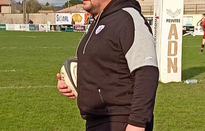 Gaillac: the rugby players of the UAG flag team in seduction mode