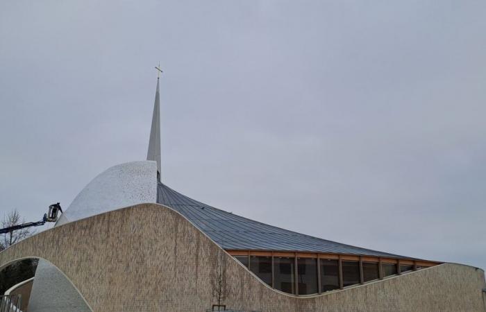 Voisins-le-Bretonneux – The new church has opened