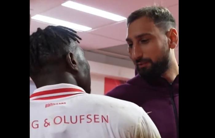 the images of his face-to-face with Singo in a corridor after Monaco-PSG