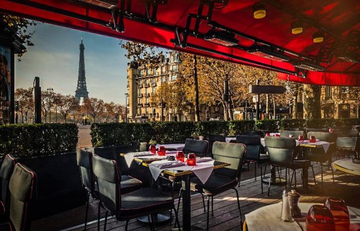 Richard Paris addresses: New Year’s Eve at the front rows of the most beautiful avenues in Paris